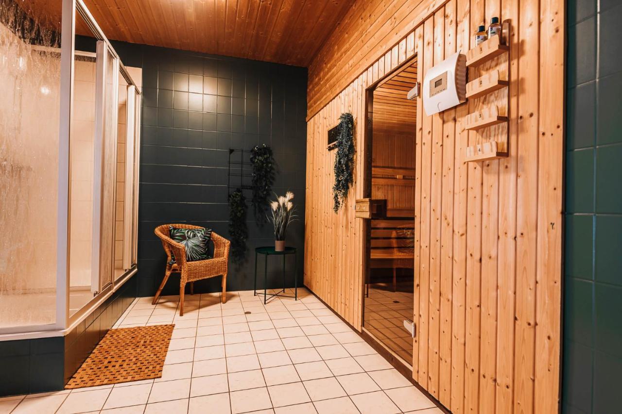 Xxl Ferienhaus Goldberger See - Sauna - 16 Personen Екстер'єр фото